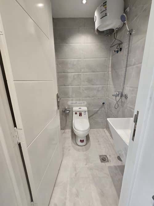 1 bedroom apartment in Al Aqiq 7