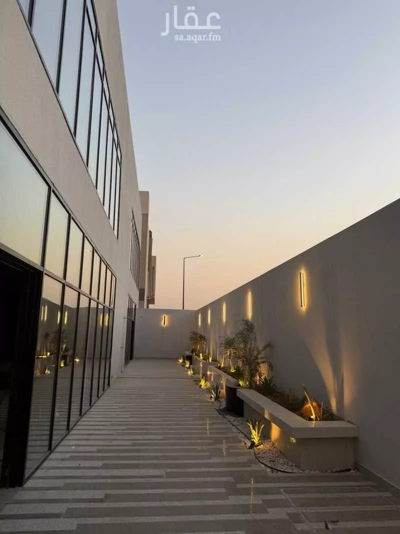 shop in Al Sahafah, Riyadh 4