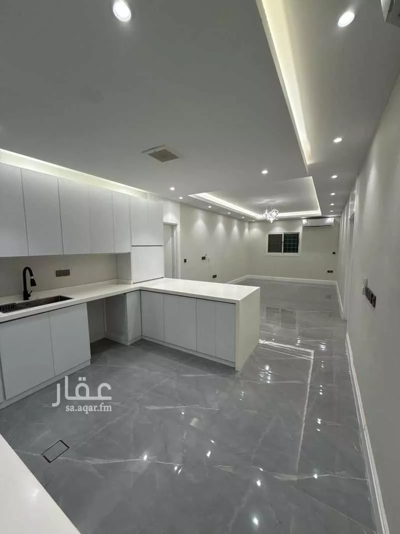 4 bedroom apartment in King Fahd, Riyadh 9