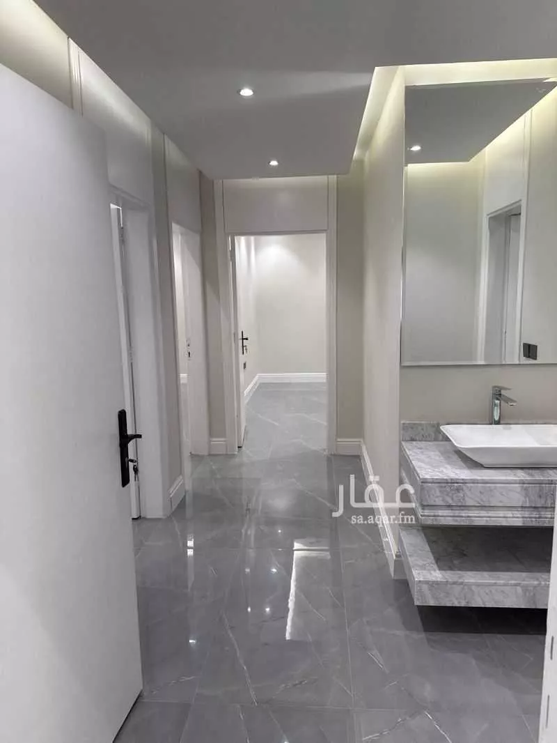 4 bedroom apartment in King Fahd, Riyadh 11