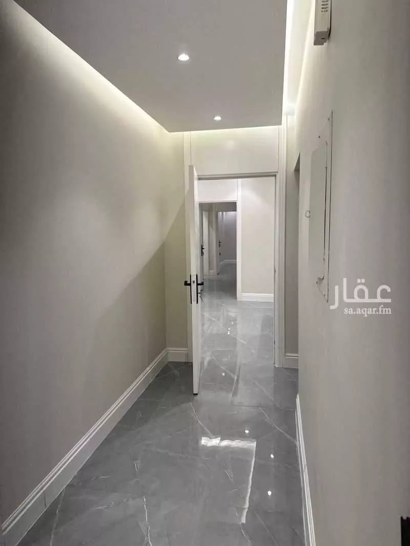 4 bedroom apartment in King Fahd, Riyadh 2