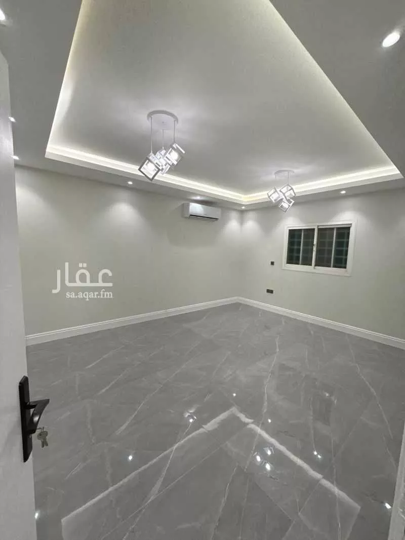 4 bedroom apartment in King Fahd, Riyadh 13