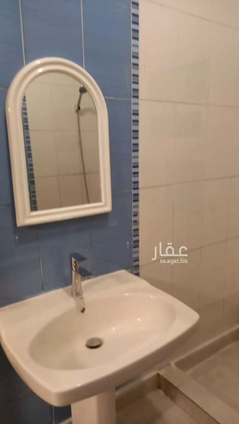 3 bedroom apartment in Al Sharafiyah, Jeddah 6