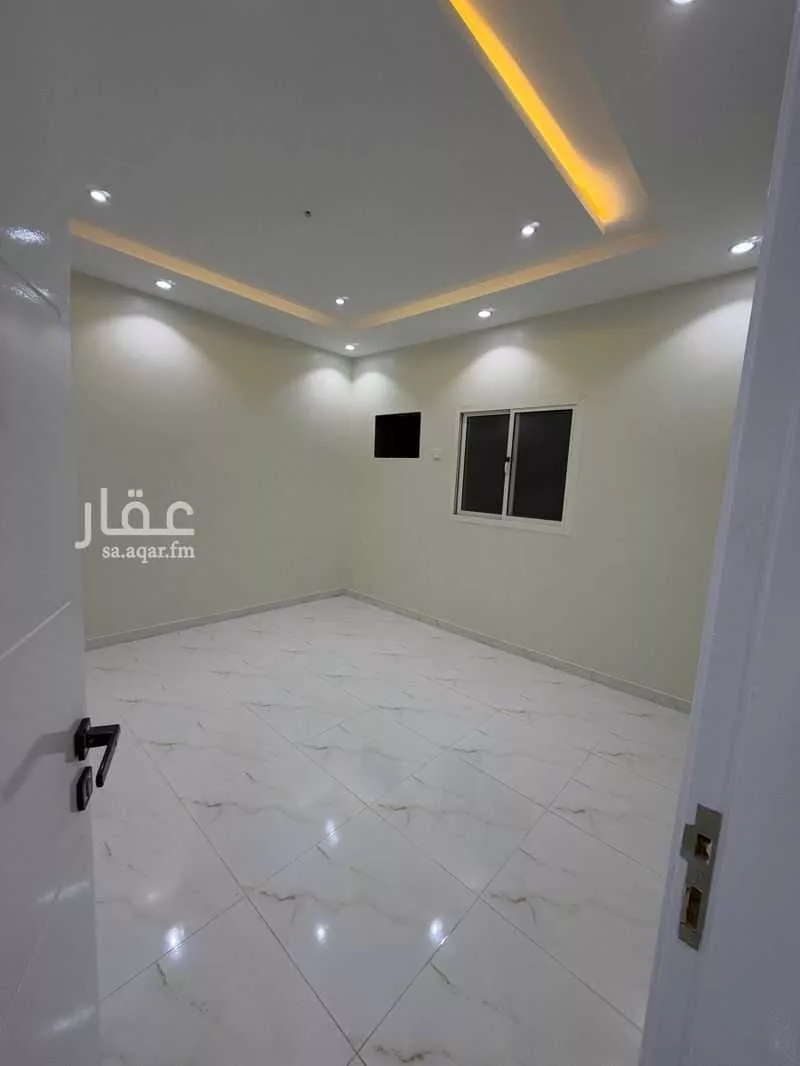 شقة في النهضة