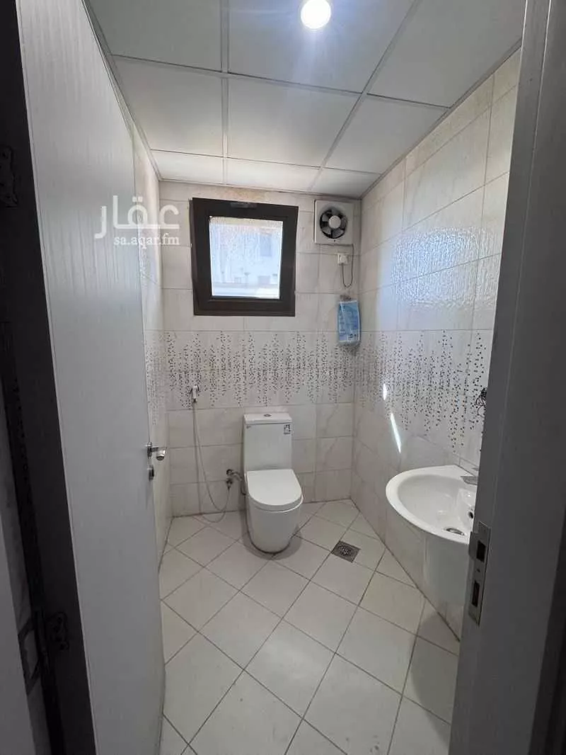 1 bedroom office in Al Areedh, Madinah 3