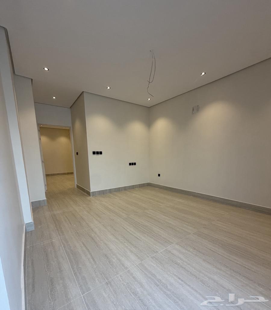5 bedroom villa in Al Amwaj, Eastern Province 18