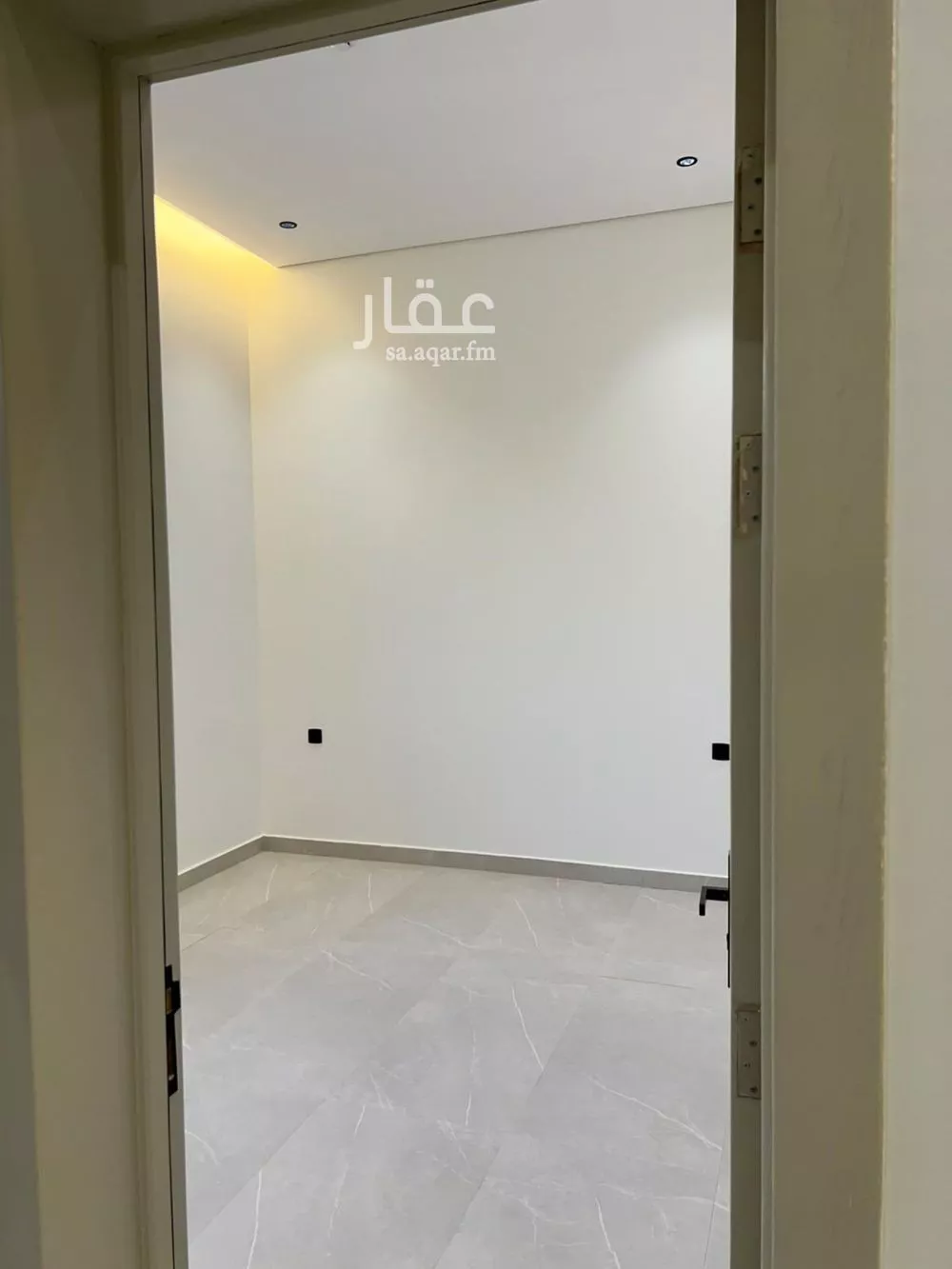 30 bedroom building in Tuwaiq, Riyadh 13