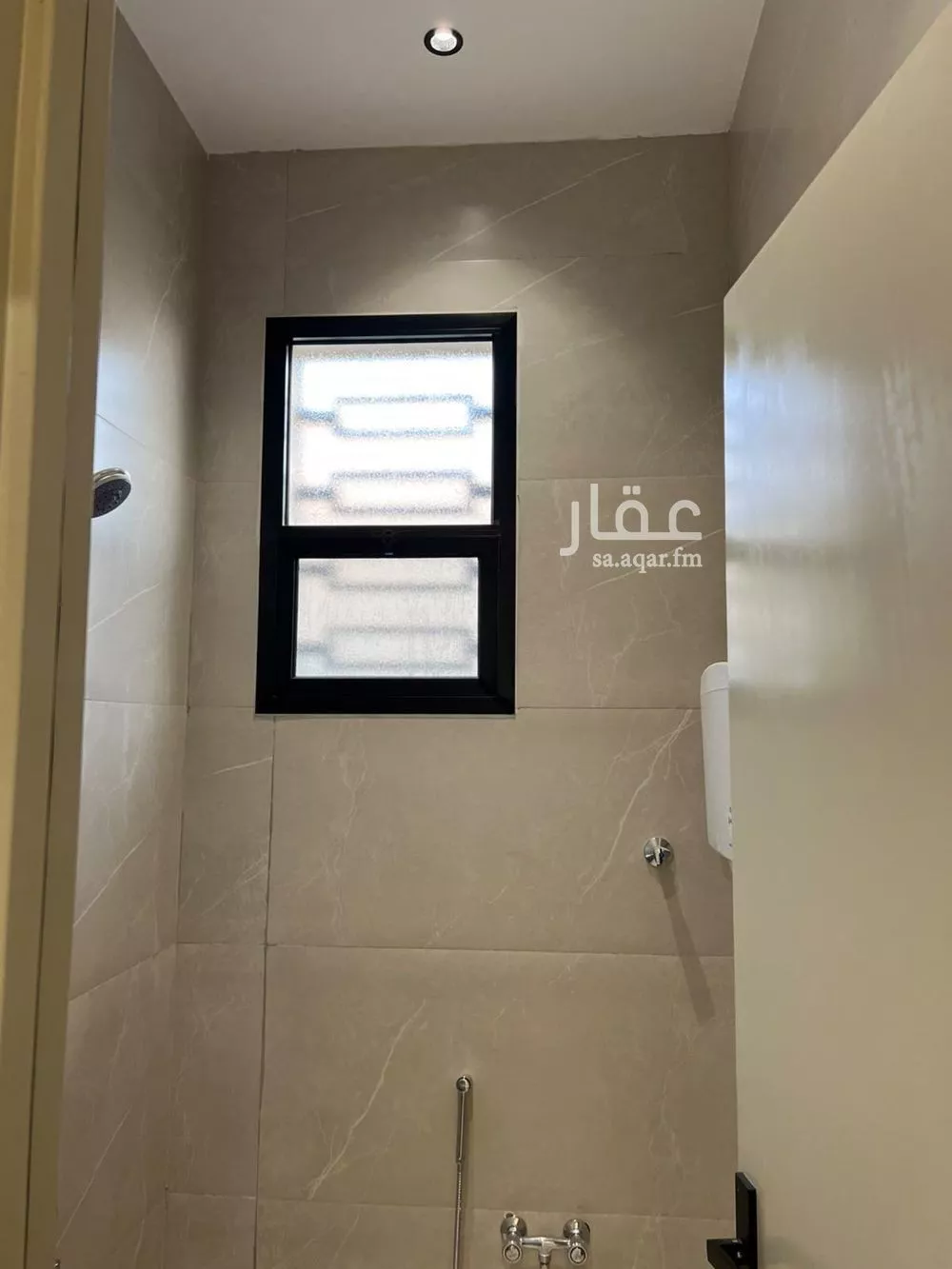 30 bedroom building in Tuwaiq, Riyadh 11