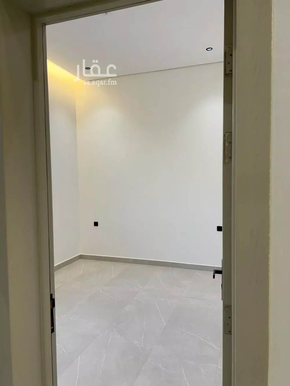 30 bedroom building in Tuwaiq, Riyadh 12