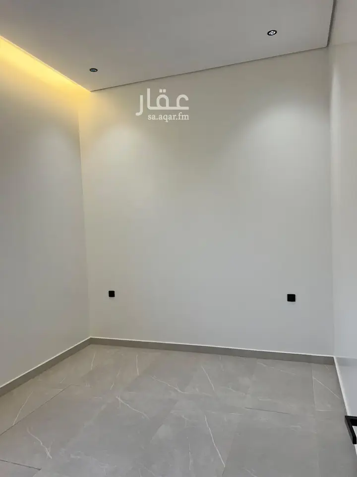30 bedroom building in Tuwaiq, Riyadh 15
