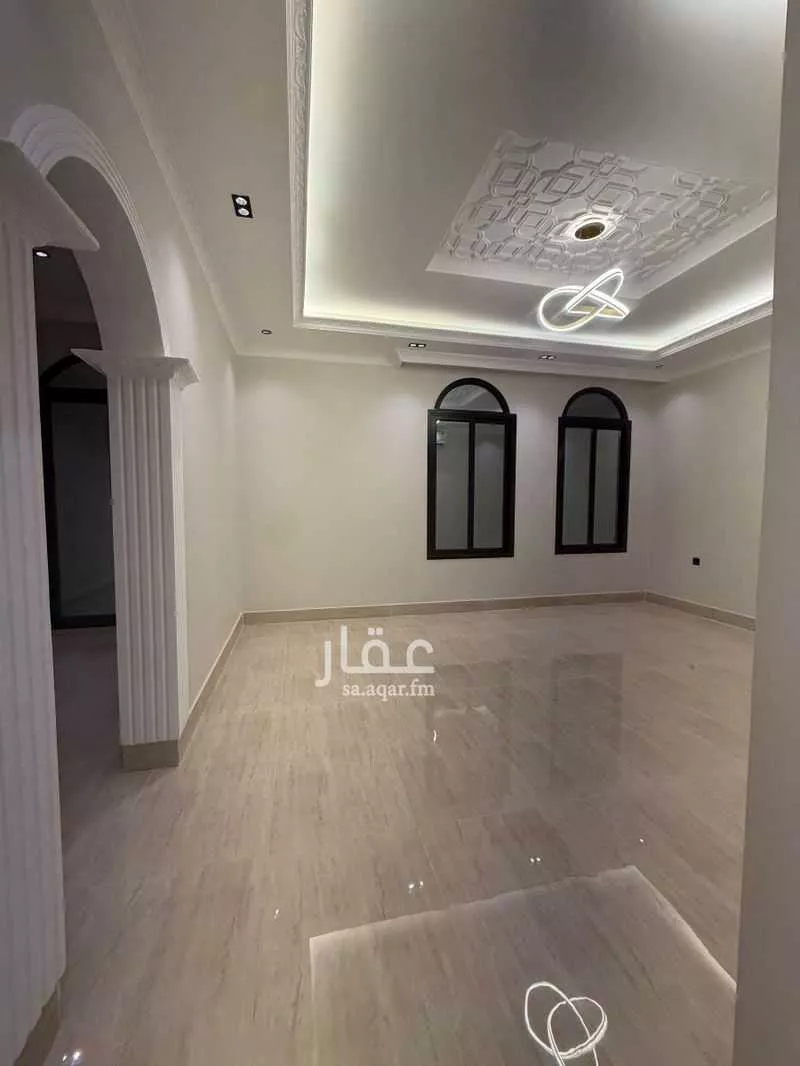 6 bedroom villa in Al Sufun, Eastern Province 3