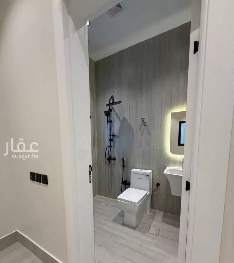 4 bedroom villa in Al Amwaj, Eastern Province 15