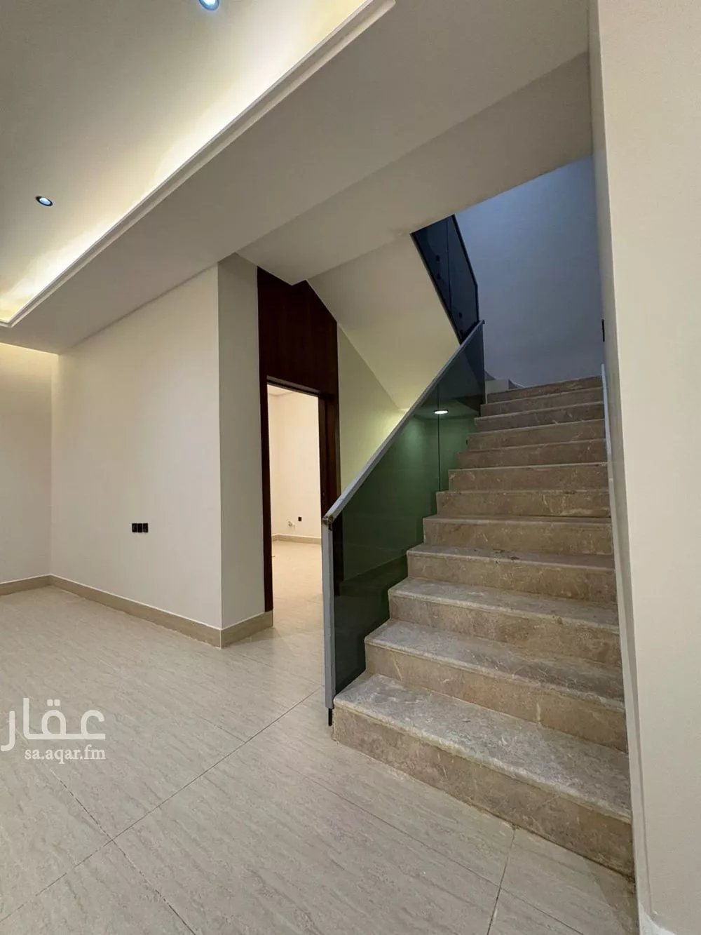 دور 6 غرف في ديراب 7