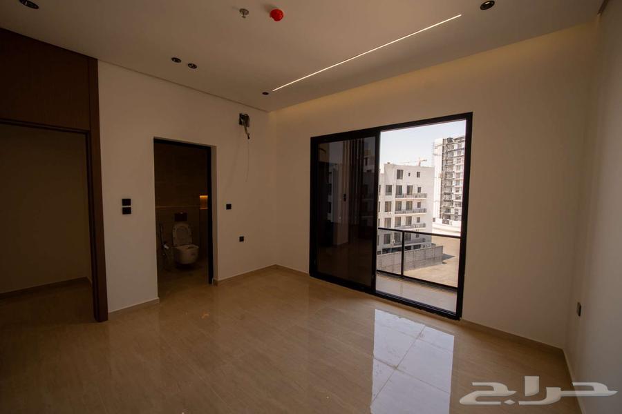 2 bedroom apartment in Al Hamra, Eastern Province 6