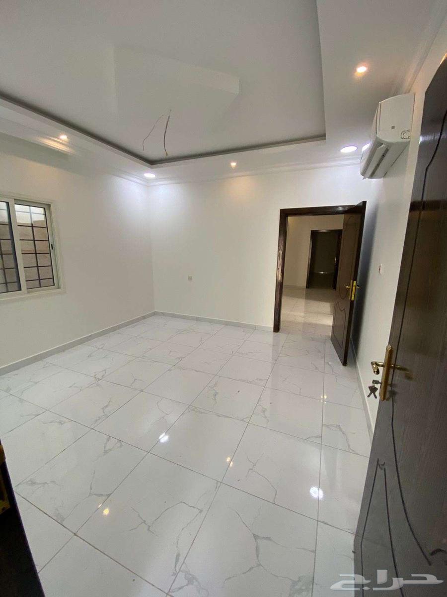 6 bedroom apartment in Al Amwaj, Eastern Province 2