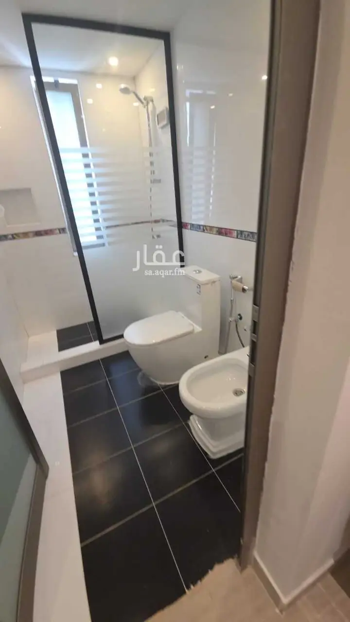 3 bedroom apartment in Hajar, Eastern Province 8