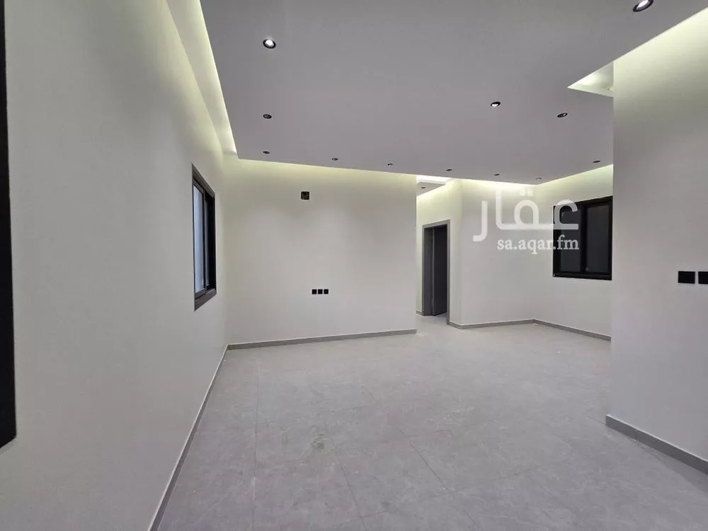 4 bedroom floor in Badr 11