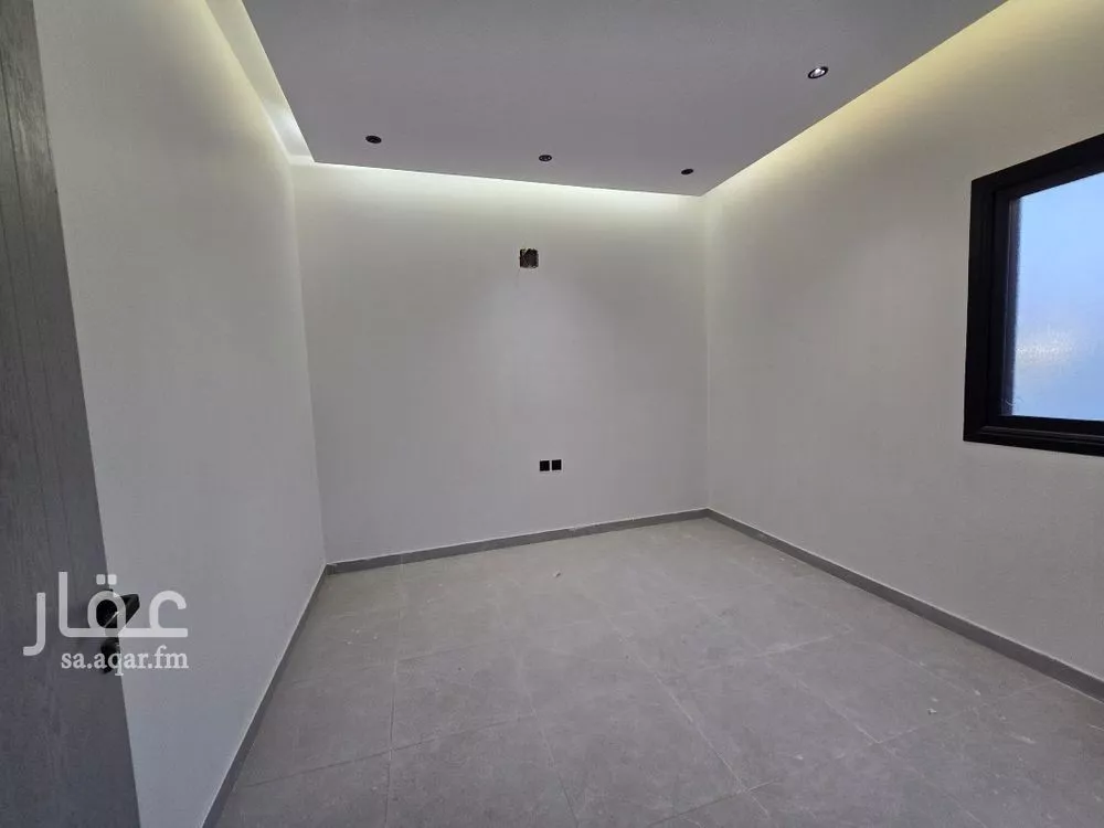 4 bedroom floor in Badr 13