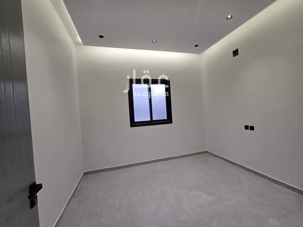 4 bedroom floor in Badr 6