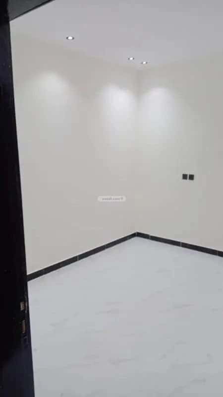 فيلا 6 غرف في الجنادرية 3