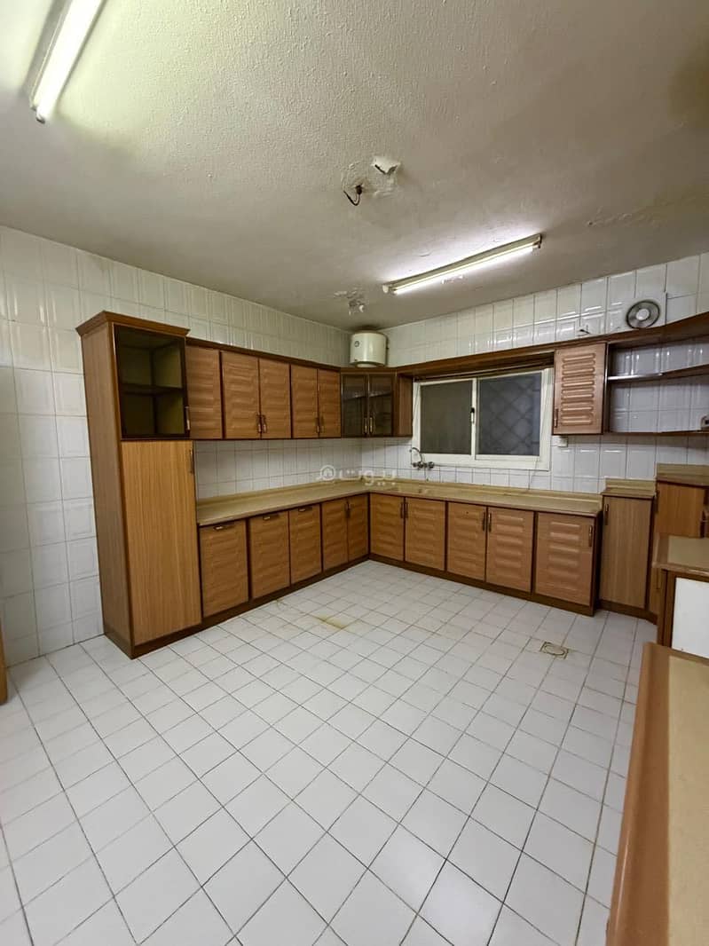 4 bedroom villa in Al Yarmouk, Riyadh 6