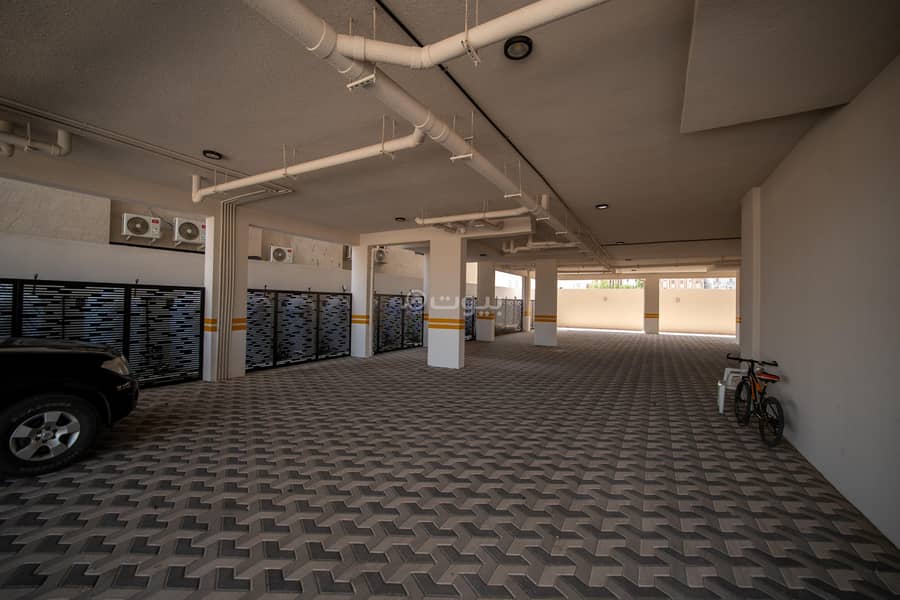 3 bedroom apartment in Al Hamra, Eastern Province 10