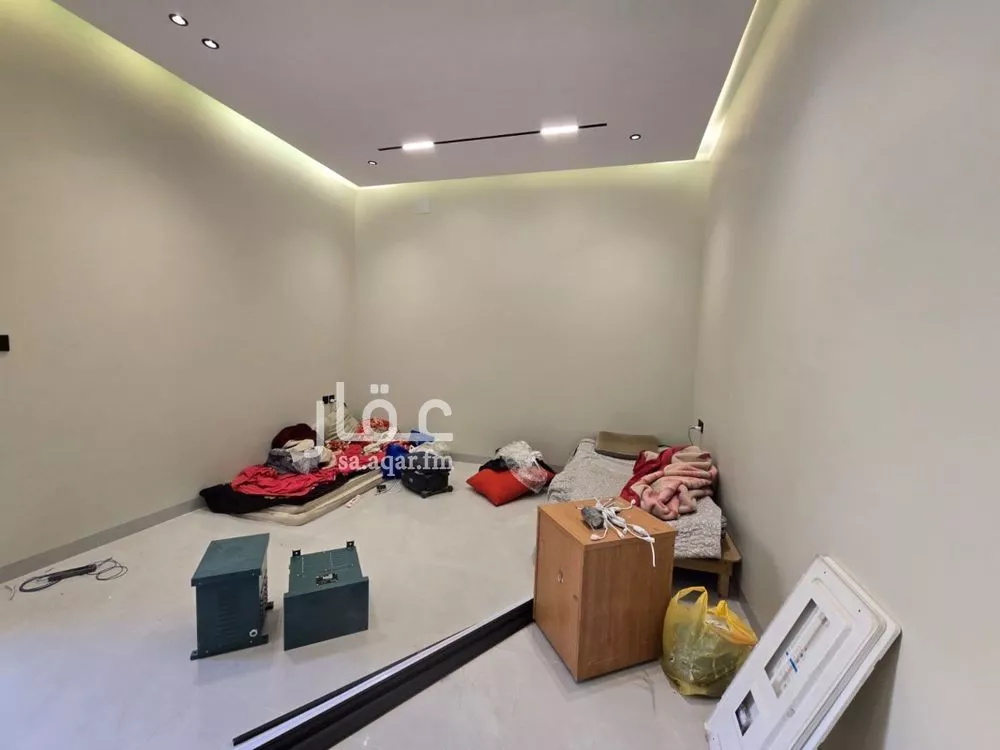 4 bedroom floor in As Suwaidi Al Gharabi 11