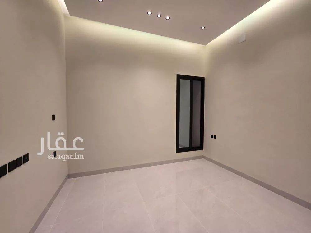 4 bedroom floor in As Suwaidi Al Gharabi 9