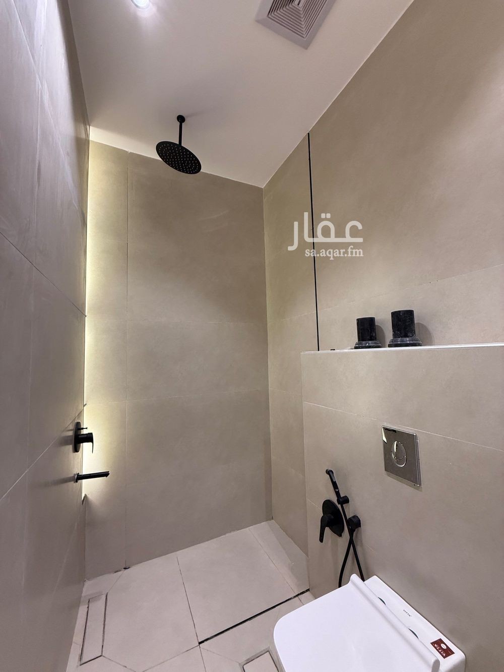 5 bedroom floor in Al Maizilah 11
