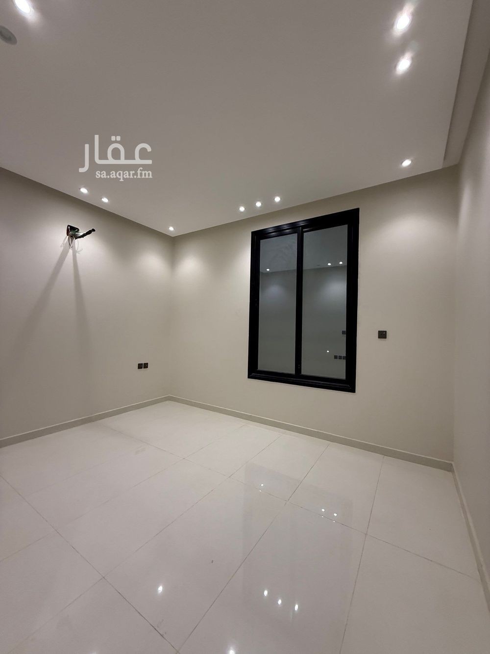 دور 6 غرف في الشرق 7