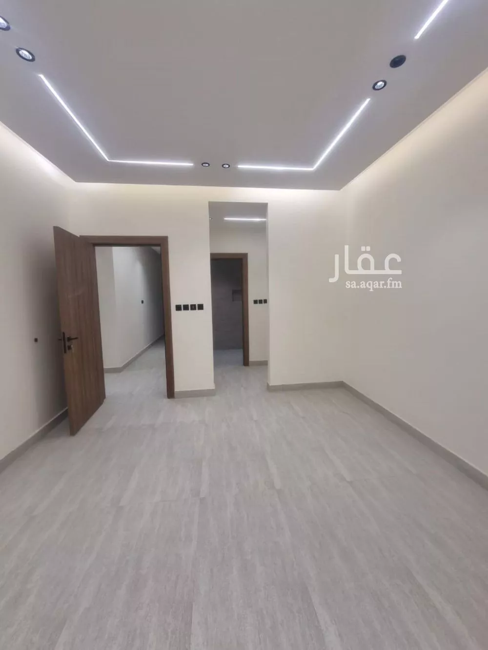 3 bedroom floor in Dahiat Namar 5
