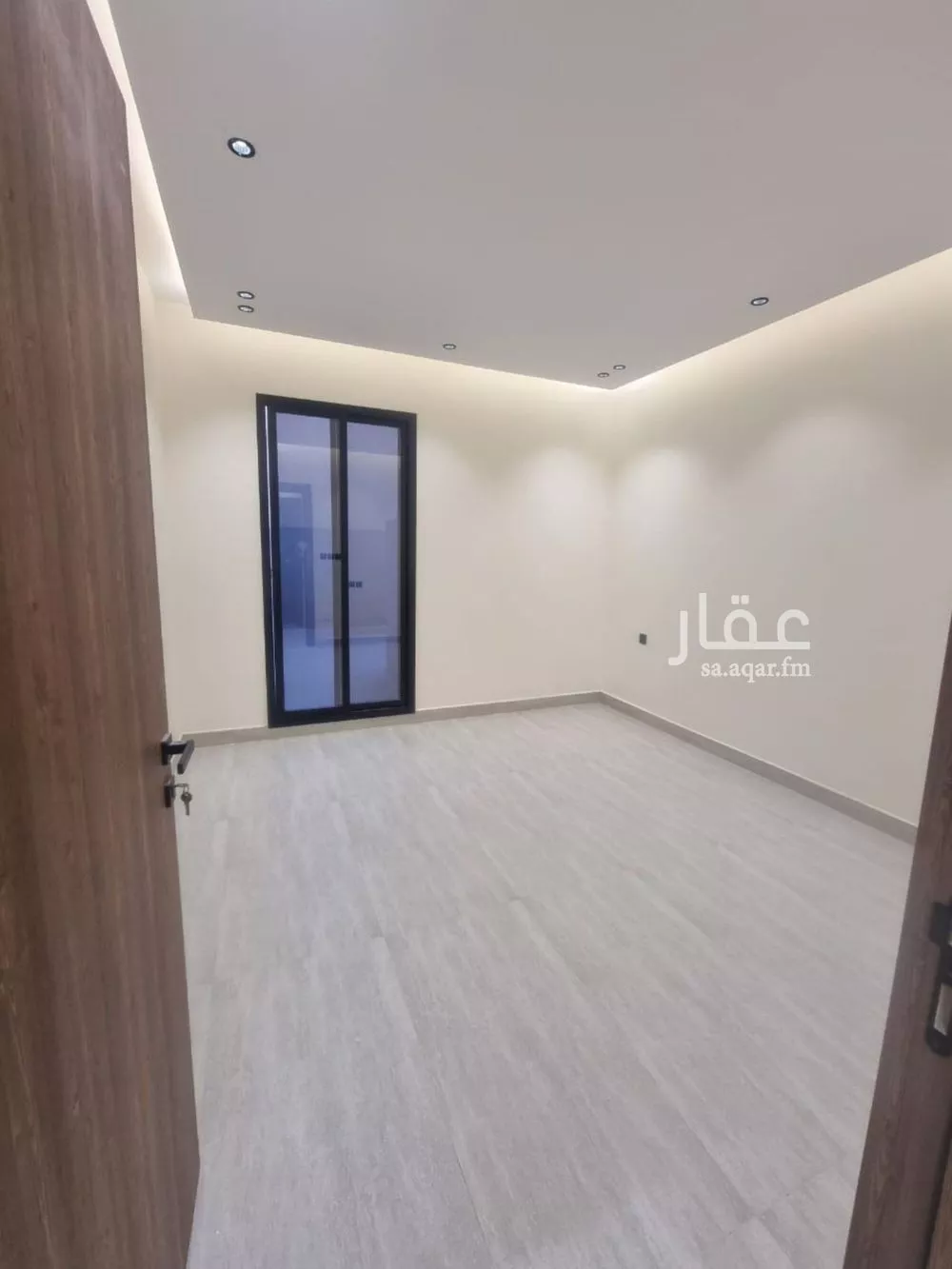 3 bedroom floor in Dahiat Namar 7