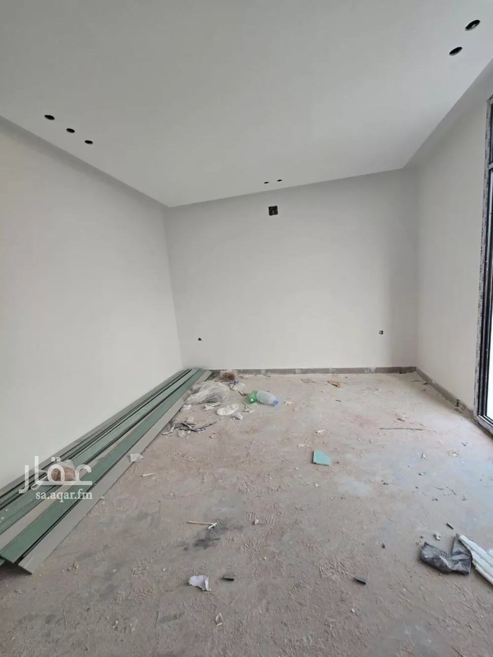 4 bedroom floor in Ishbiliyah 8