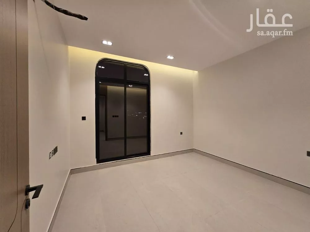 4 bedroom floor in Al Rimal 2