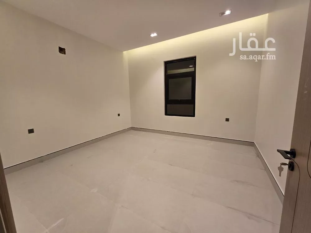 4 bedroom floor in Al Rimal 7