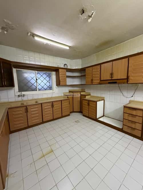 5 bedroom villa in Al Yarmouk, Riyadh 10