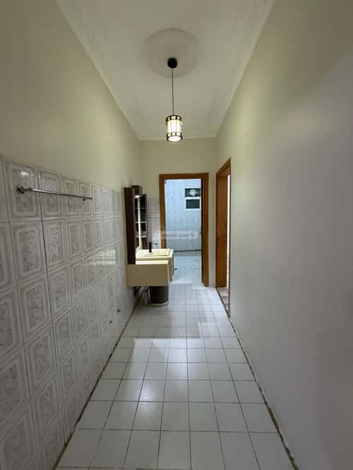 5 bedroom villa in Al Yarmouk, Riyadh 9