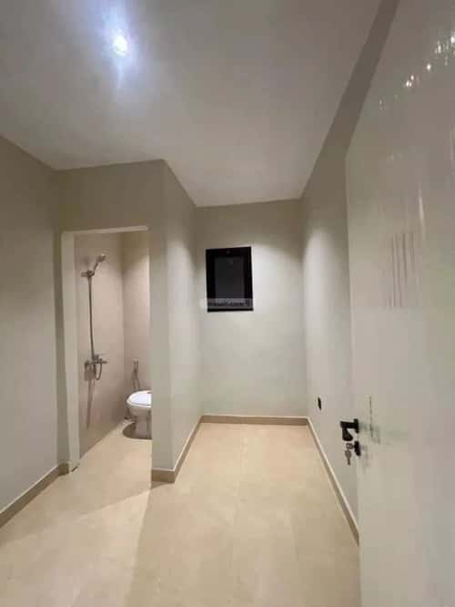 5 bedroom apartment in Madaen Al Fahd, Jeddah 9