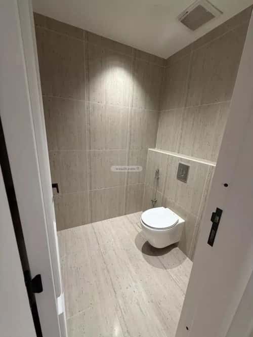 3 bedroom apartment in Irqah, Riyadh 6