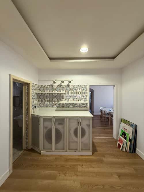 شقة 3 غرف في العقيق 3