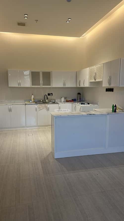 3 bedroom apartment in Al Rawdah 3