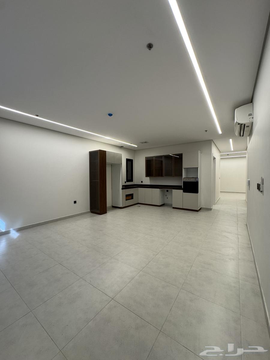 2 bedroom apartment in Al Bahr, Eastern Province 8