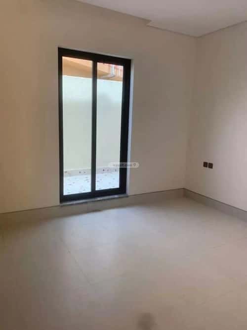 4 bedroom villa in Al Hizam Al Akhdar, Eastern Province 3