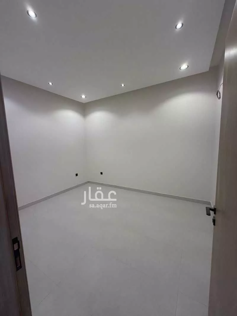 4 bedroom apartment in Al Rawabi, Riyadh 8