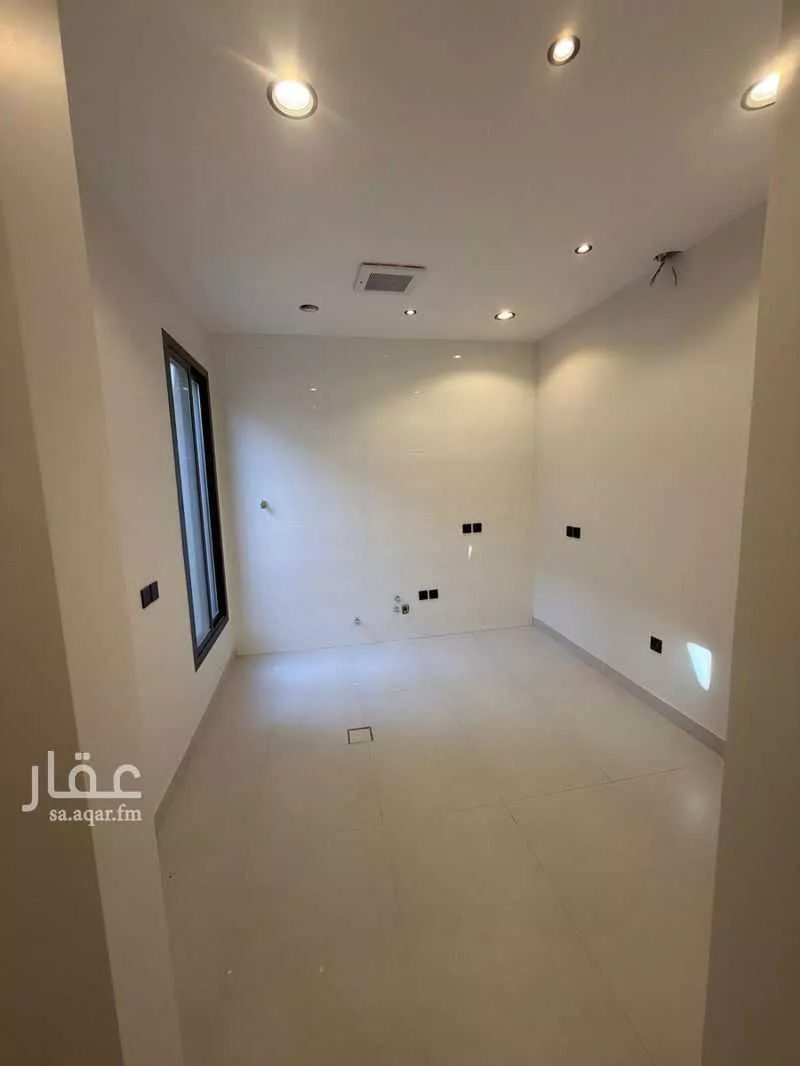 4 bedroom apartment in Al Rawabi, Riyadh 3