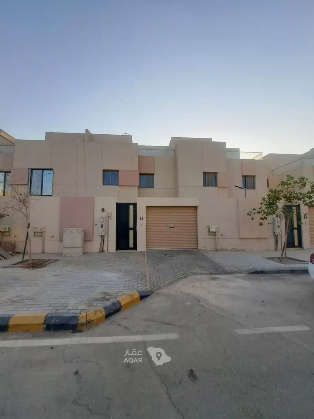 فيلا 4 غرف في النرجس، الرياض