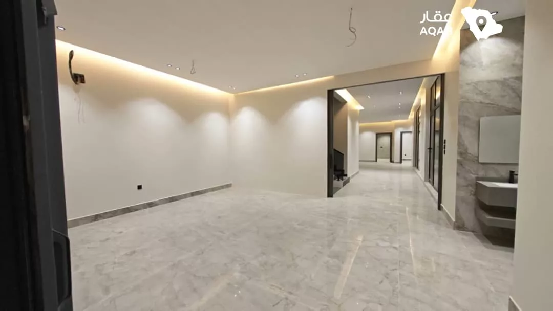 5 bedroom villa in King Faisal, Riyadh 4