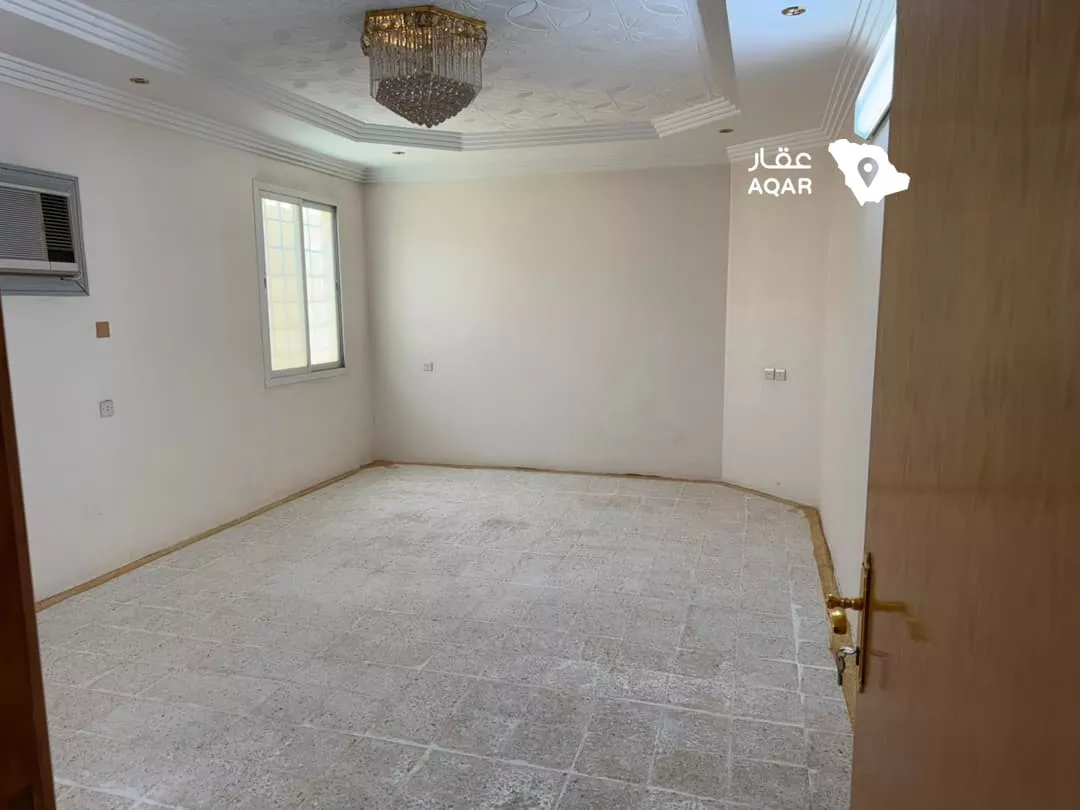 5 bedroom villa in Al Jazirah, Riyadh 10