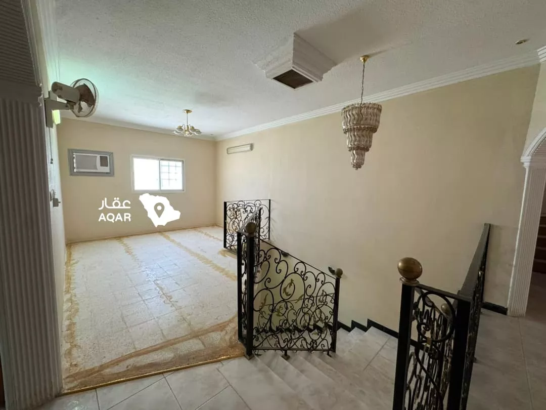 5 bedroom villa in Al Jazirah, Riyadh 14