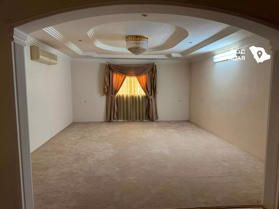 5 bedroom villa in Al Jazirah, Riyadh 11